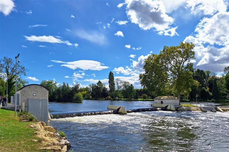 Nouveau barrage gonflable à l'eau
