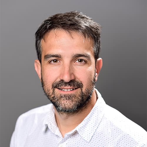 alt-Damien Barral