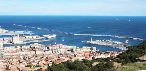 Construction du quai I1 dans la darse 2 du port de Sète-Frontignan